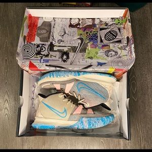 Nike Kyrie 7